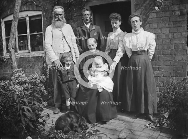 Group portrait of the Franklin family, Hellidon, Northamptonshire, 1900.  Artist: A Newton