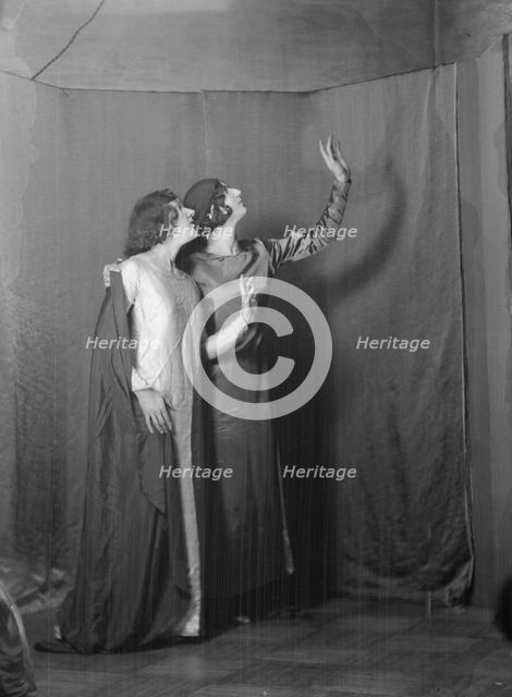 Guthrie dancers, between 1924 and 1929. Creator: Arnold Genthe.