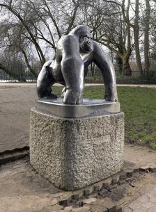 Guy The Gorilla sculpture by David Wynne, Crystal Palace Park, Sydenham, London, 2016. Artist: Chris Redgrave