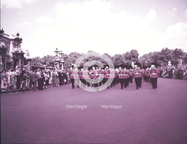 Guards at Buckingham Palace, London, c1955. Creator: Arthur Charles Kirby Ware.