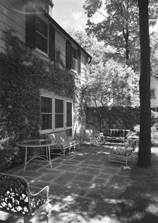 Guido R. Rahr, residence in Manitowoc, Wisconsin, 1945. Creator: Gottscho-Schleisner, Inc