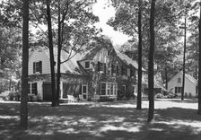 Guido R. Rahr, residence in Manitowoc, Wisconsin, 1945. Creator: Gottscho-Schleisner, Inc