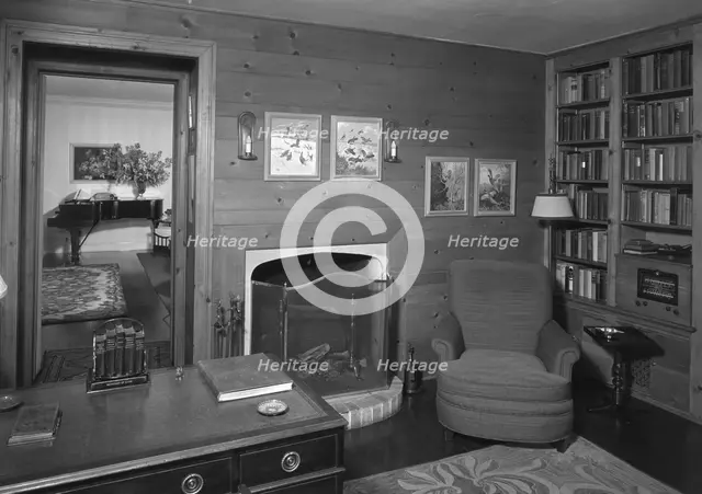 Guido R. Rahr, residence in Manitowoc, Wisconsin, 1945. Creator: Gottscho-Schleisner, Inc.