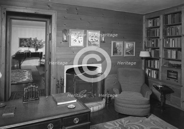 Guido R. Rahr, residence in Manitowoc, Wisconsin, 1945. Creator: Gottscho-Schleisner, Inc.