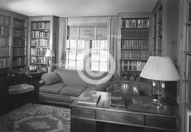 Guido R. Rahr, residence in Manitowoc, Wisconsin, 1945. Creator: Gottscho-Schleisner, Inc.