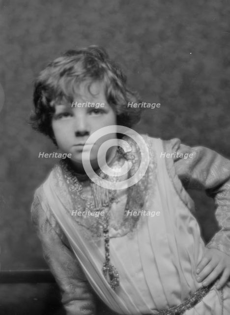 Guinness, Loel, portrait photograph, 1913. Creator: Arnold Genthe.