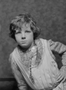 Guinness, Loel, portrait photograph, 1913. Creator: Arnold Genthe