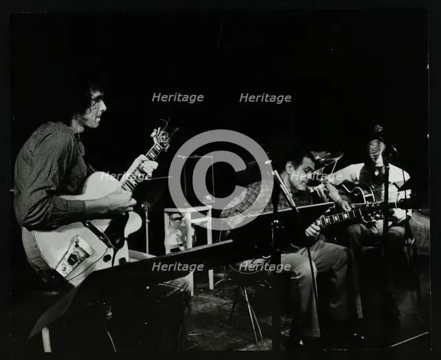 Guitarists John Etheridge and Ike Isaacs performing at The Stables, Wavendon, Buckinghamshire. Creator: Denis Williams.