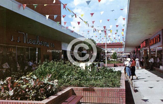 Gulfgate Shopping City, Houston, Texas, USA, 1956. Artist: Unknown