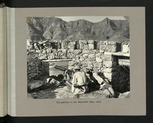 Gun position in the Walchefit Pass, 1942. Creator: Colonial Office