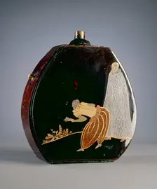 Gunpowder flask with figures in Portuguese dress, late 17th- early 18th century