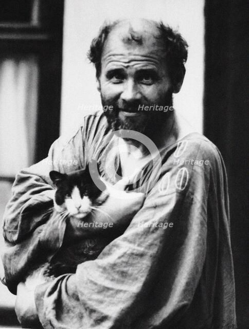 Gustav Klimt with a cat, 1911. Creator: Nähr, Moritz (1859-1945).