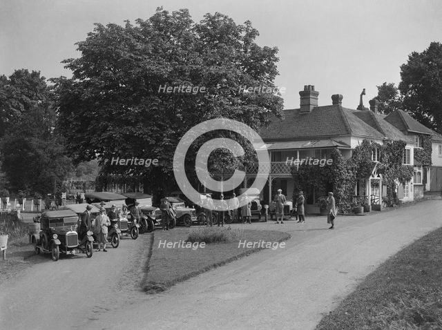 GWK cars at a demonstration event at Frensham Pond Hotel, Surrey, 1922. Artist: Bill Brunell.