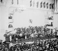 D.A.R. Convention, 1920. Creator: Harris & Ewing