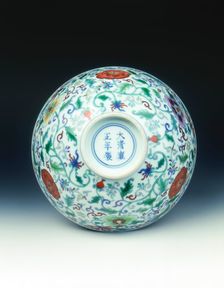 Doucai bowl with floral decoration, Yongzheng period, Qing dynasty, China, 1723-1735