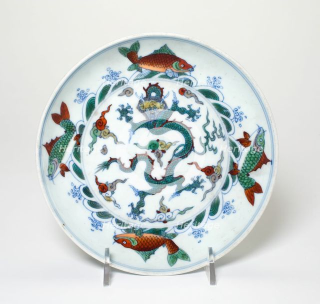 Doucai 'Dragon' Dish, Qing dynasty (1644-1911), 18th/19th century. Creator: Unknown.