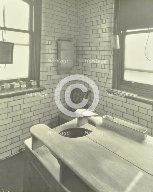 Douche table, Thavies Inn Hospital, London, 1930. Artist: Unknown.