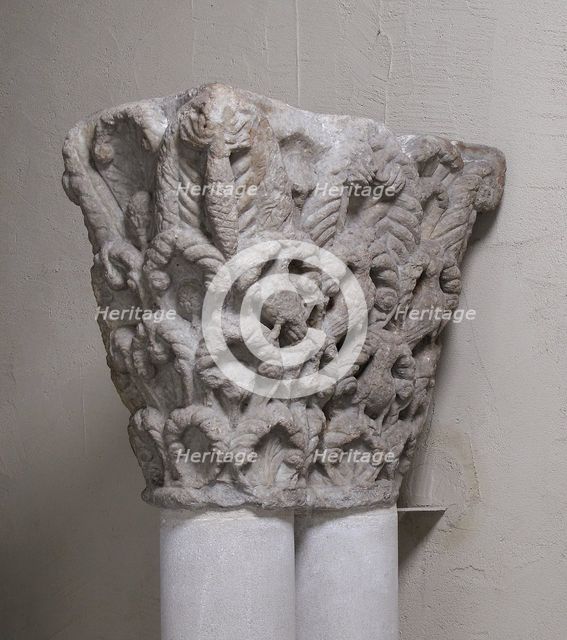 Double Capital with Birds, French, 12th-13th century. Creator: Unknown.