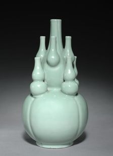 Double-gourd Shaped Bottle, 1736-1795. Creator: Unknown