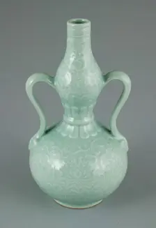Double-Gourd Vase with Incurved Loop Handles, Qing dynasty, Yongzheng period (1723-1735). Creator: Unknown