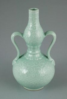Double-Gourd Vase with Incurved Loop Handles, Qing dynasty, Yongzheng period (1723-1735). Creator: Unknown
