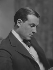 Doubleday, Felix, Mr., portrait photograph, 1915 Mar. 9. Creator: Arnold Genthe