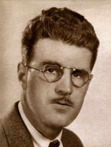 Douglas Shearer, Canadian-born pioneer sound designer and director, 1933