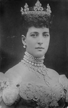 Dowager Queen Alexandra, 1910. Creator: Bain News Service