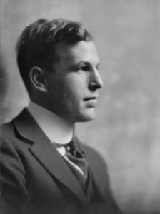 Downer, Mr., portrait photograph, 1915. Creator: Arnold Genthe