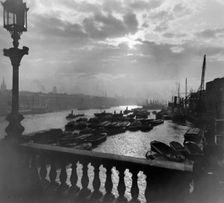 Downstream from London Bridge. Creator: George Davison Reid