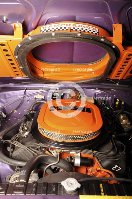 Dodge Coronet Hemi RT 1970. Artist: Simon Clay.