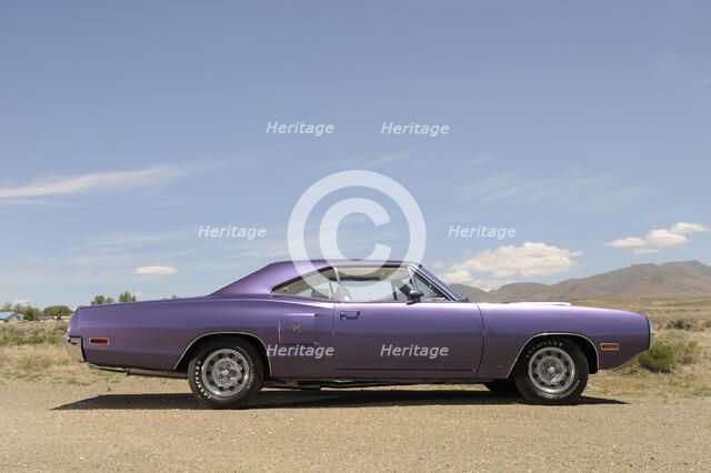 Dodge Coronet Hemi RT 1970. Artist: Simon Clay.