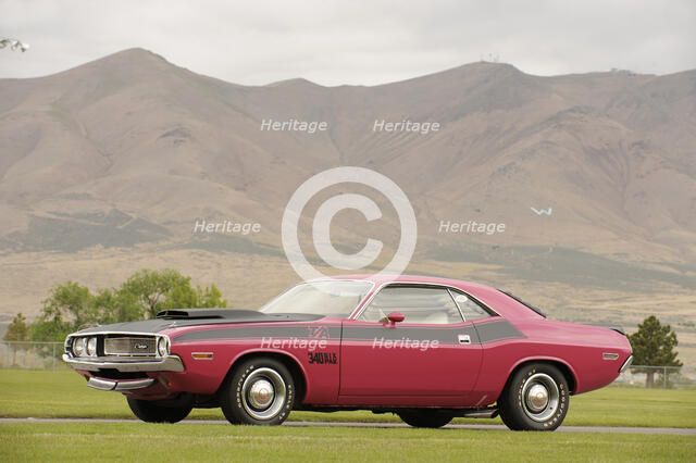 Dodge Challenger TA 1970. Artist: Simon Clay.
