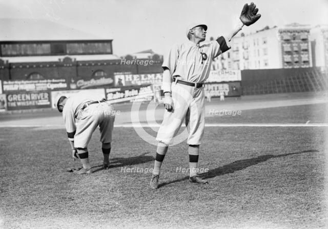 Dode Paskert, Philadelphia, NL (baseball), c1911. Creator: Bain News Service.