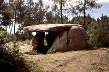 Dombate dolmen, megalithic tomb located near Monte Castelo (La Coruña)