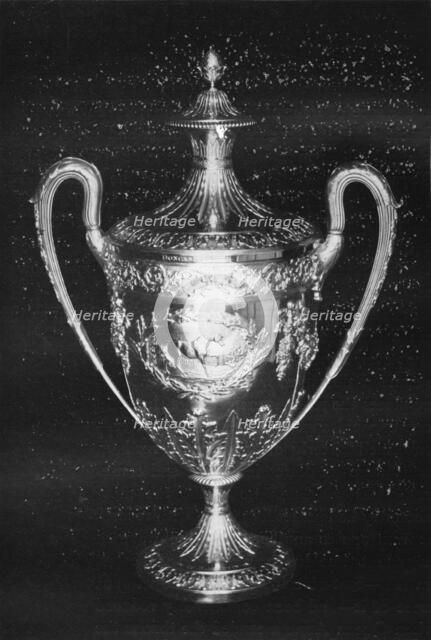 'Doncaster Gold Cup, 1795 - Won by Hambletonian', 1911. Artist: Unknown.
