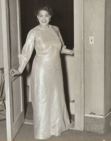 Dorothy Paul, buxom cabaret entertainer who falls in love with Phil Lawrence, 1937. Creator: Unknown
