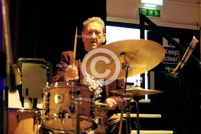 Dave Barry, Art Themen Project, Battle Jazz Festival, Battle, East Sussex, July 2023. Creator: Brian O'Connor.