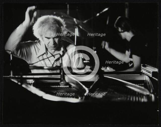 Dave Brubeck in concert at Kelsey Kerridge Sports Hall, Cambridge, 25 May 1978. Dan Brubeck is on dr Artist: Denis Williams