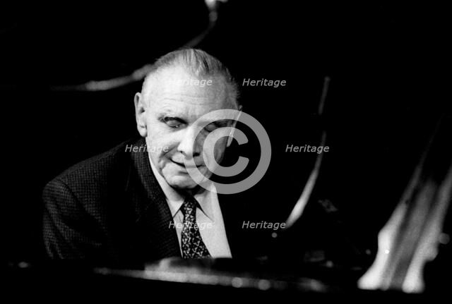 Dave McKenna, Gracey's, Eastbourne, 1998. Artist: Brian O'Connor.