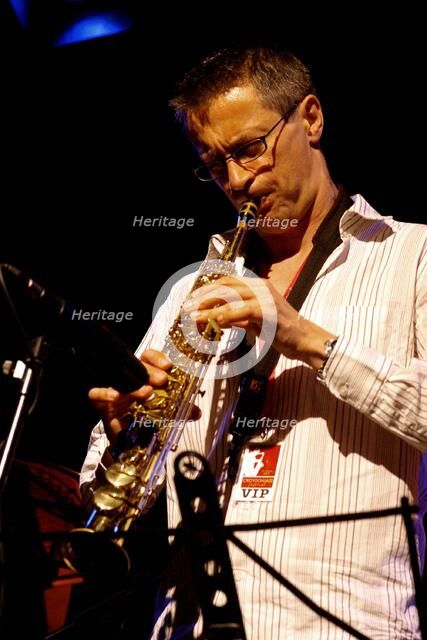 Dave O'Higgins, saxophonist, Braithwaite Hall, Croydon, 2007. Artist: Brian O'Connor.