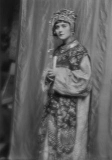 Day, Juliette, Miss, in costume for "Yellow Jacket", 1913 Jan. 16. Creator: Arnold Genthe