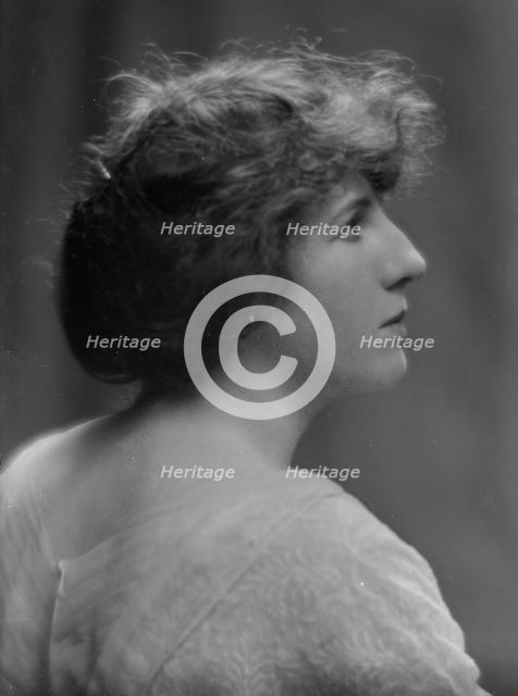 Dagma, Thyra, Miss, portrait photograph, 1914 May 5. Creator: Arnold Genthe.