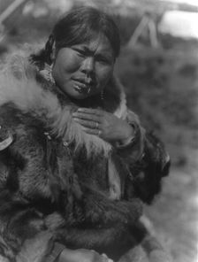Dahchihtok-Nunivak, c1929. Creator: Edward Sheriff Curtis