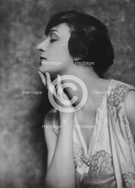 Dalmores, Miss, portrait photograph, 1915 May 7. Creator: Arnold Genthe.