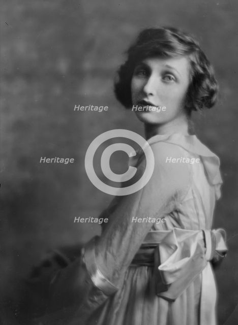 Dalmain, M., Miss, portrait photograph, 1915 May 15. Creator: Arnold Genthe.