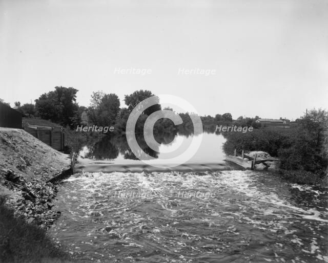 Dam on the Pine River, Alma, Mich., between 1895 and 1910. Creator: Unknown.