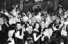 Dancing, Paris, 1931.Artist: Ernest Flammarion
