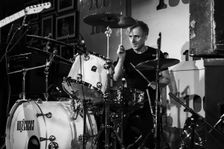 Danny Farrant, Buzzcocks live at 100 Club, London, Jun 2023. Creator: Annapaola Marchesani
