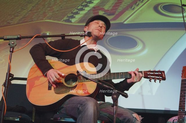 Danny Kyle, Crawley Blues Festival, Hawth, Crawley, West Sussex, Oct 2015. Artist: Brian O'Connor.